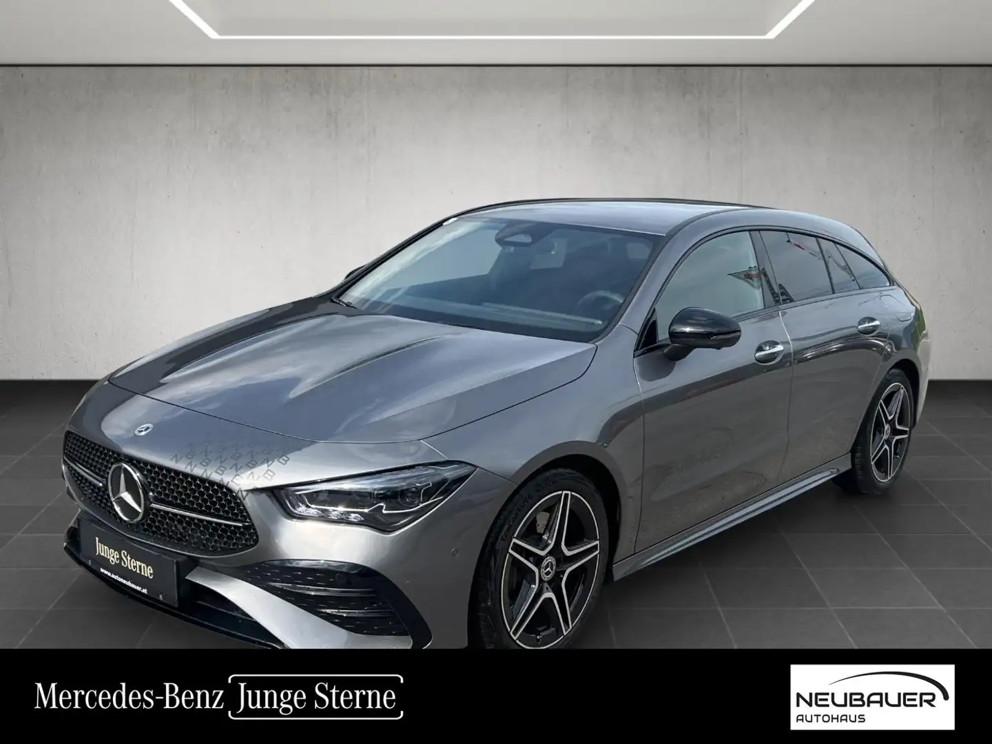 Mercedes-Benz CLA 200 d Shooting Brake Österreich-Edition Grau - 1