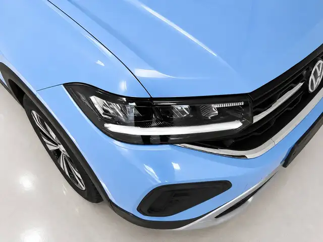 Volkswagen T-Cross view 4