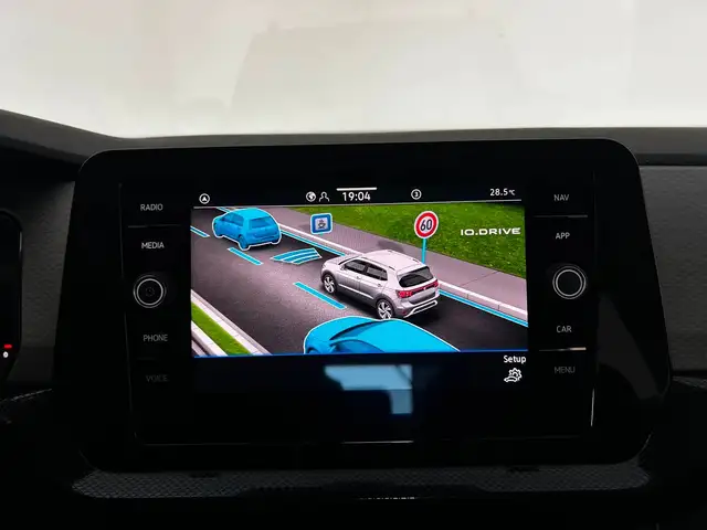Volkswagen T-Cross view 14
