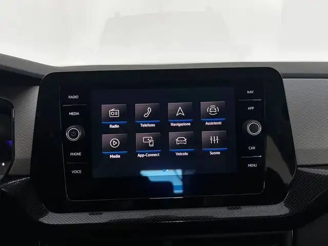 Volkswagen T-Cross view 13