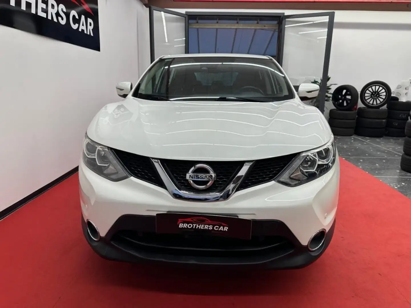 Nissan Qashqai 1.6 dCi 2WD Tekna UNIPRO Bianco - 2