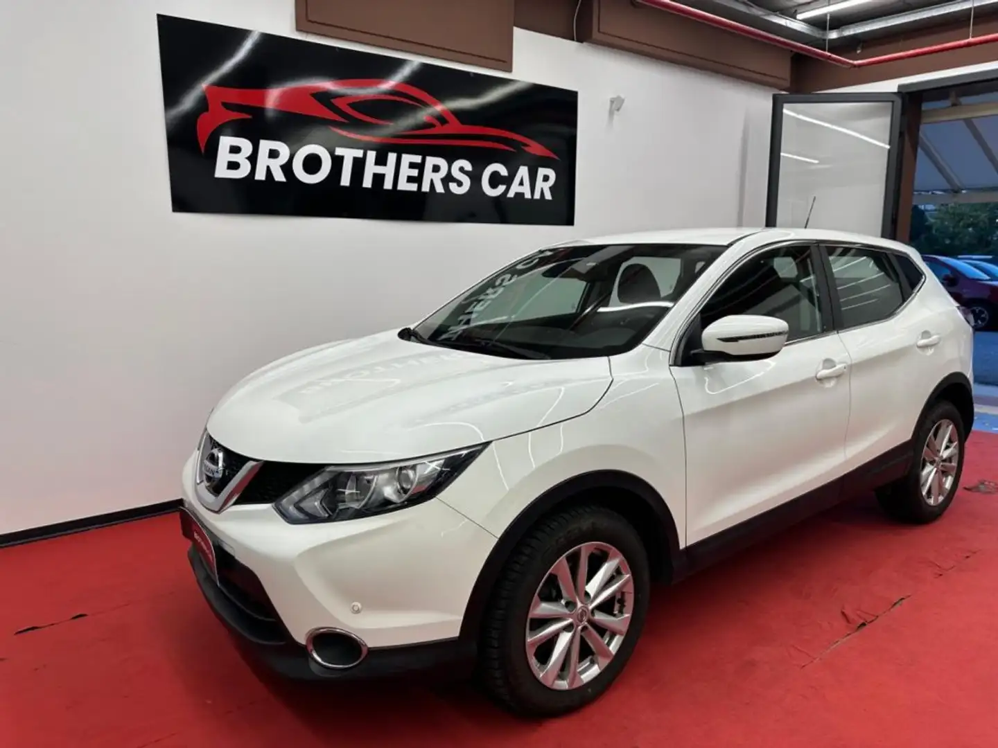 Nissan Qashqai 1.6 dCi 2WD Tekna UNIPRO Bianco - 1