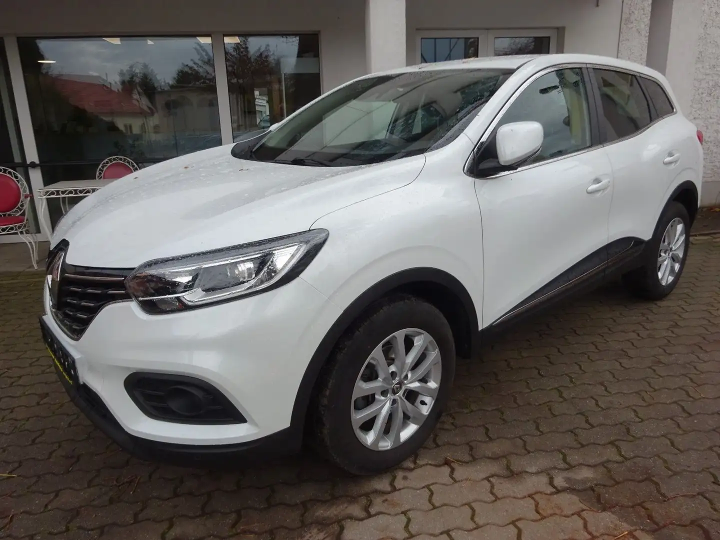 Renault Kadjar TCe 140 EDC Business Edition Weiß - 1