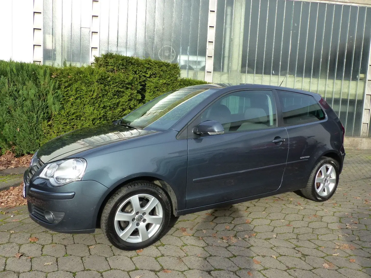 Volkswagen Polo IV United Klima/PDC/Sitzheizung/2.Hd/HU neu Blauw - 1