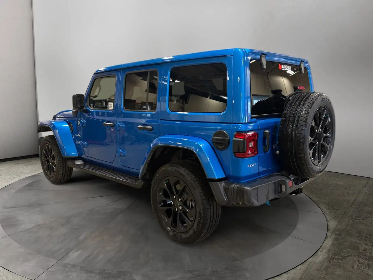 Jeep Wrangler снимка Jeep Wrangler