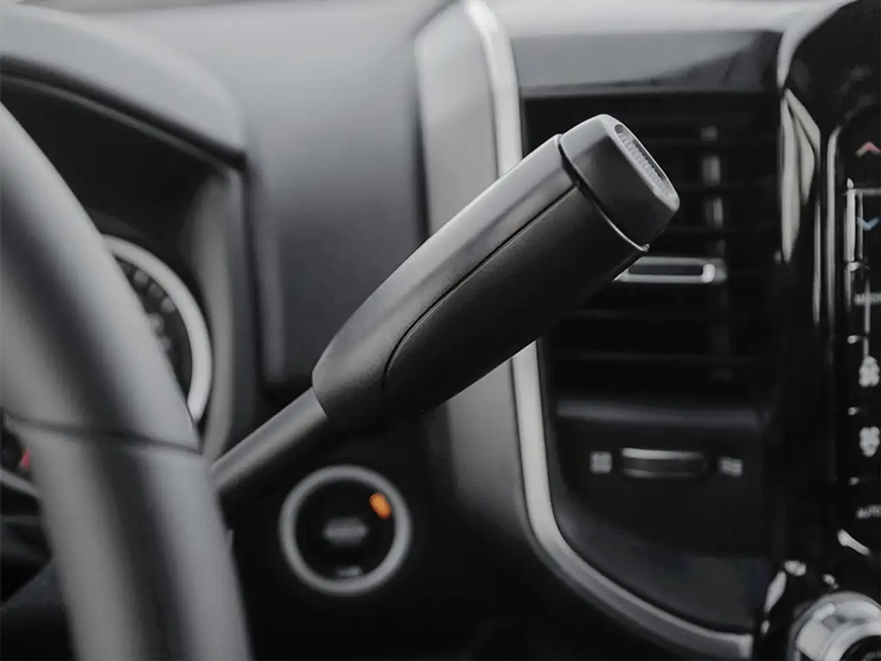 RAM 3500 снимка RAM 3500