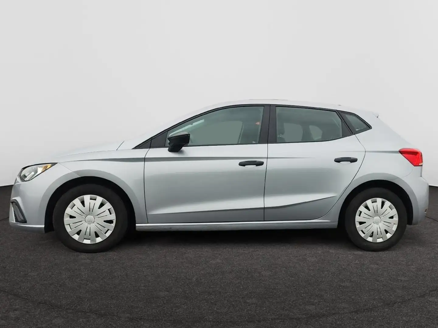 SEAT Ibiza Ibiza Reference 1.0 MPI 80CV (59kW) MANUELLE 5v Start/Stop EURO 6 AP Argent - 2
