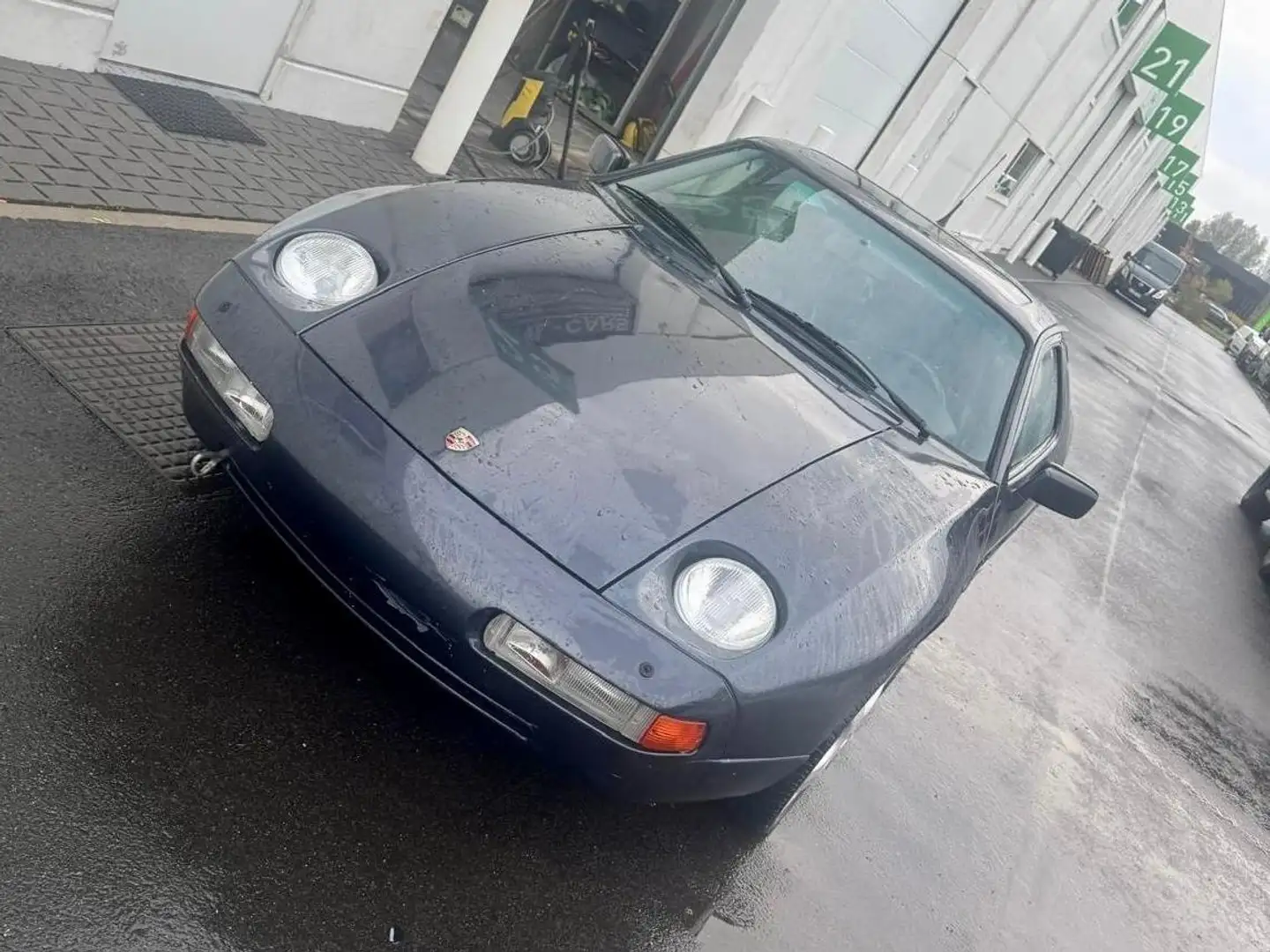 Porsche 928 S V8 1989 93000 km a finir par negligence Blauw - 1