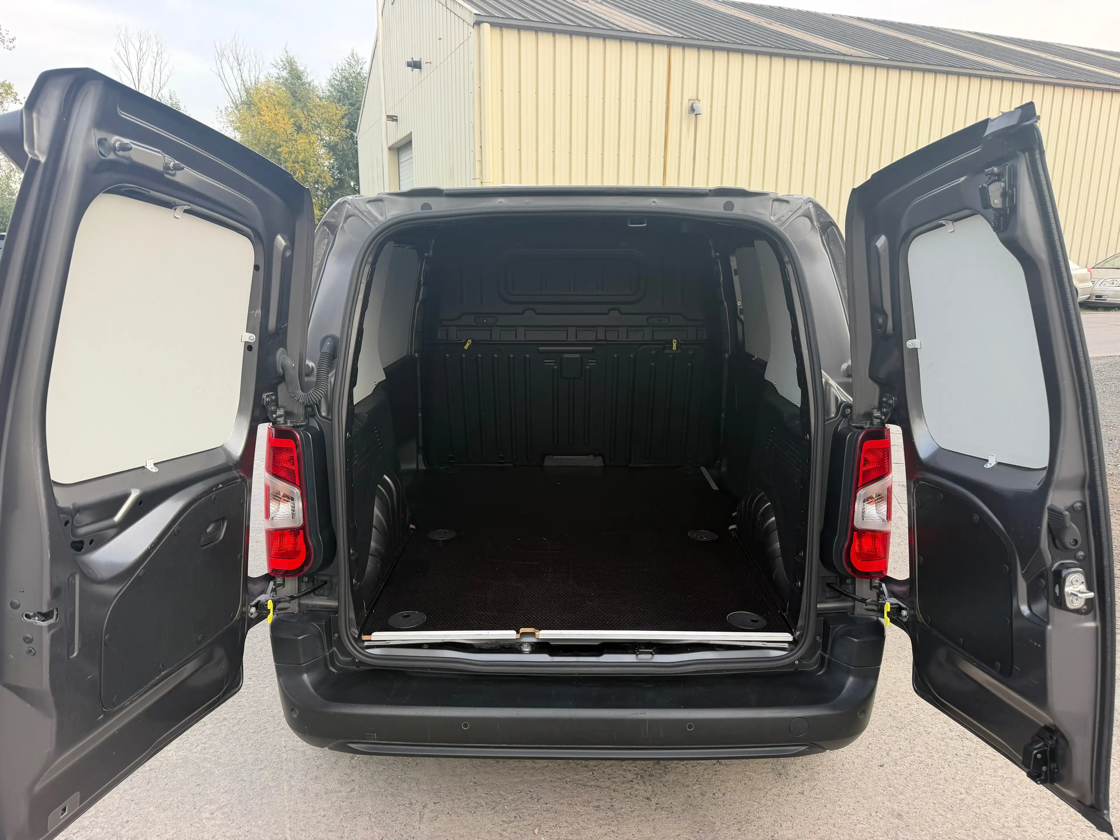 Toyota Proace City 1.5 D-4D Utilitaire — photo 7