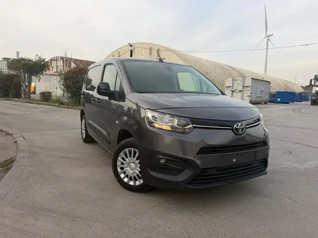 Toyota Proace City 1.5 D-4D Utilitaire