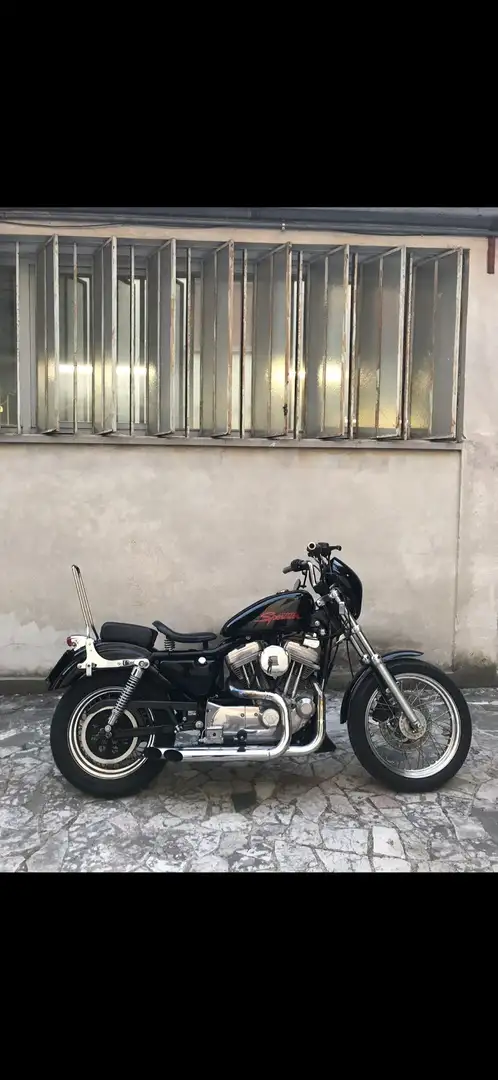Harley-Davidson XL 883 crna - 2