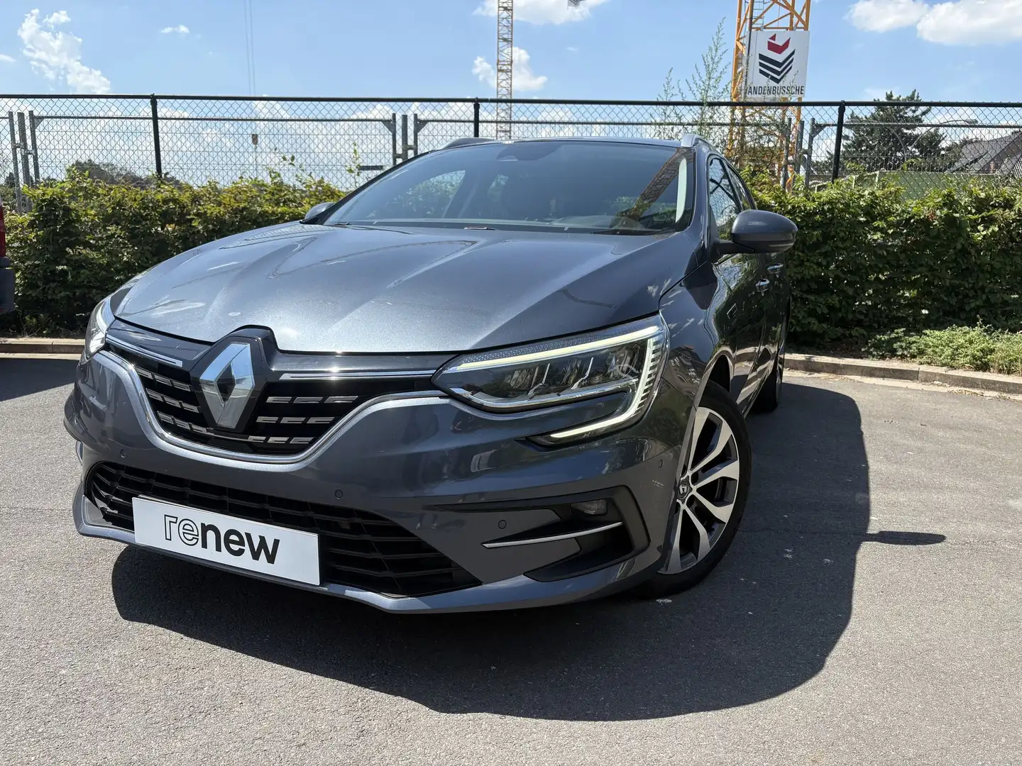 Renault Megane Techno TCe 140 EDC / Valckenier Brugge - 1
