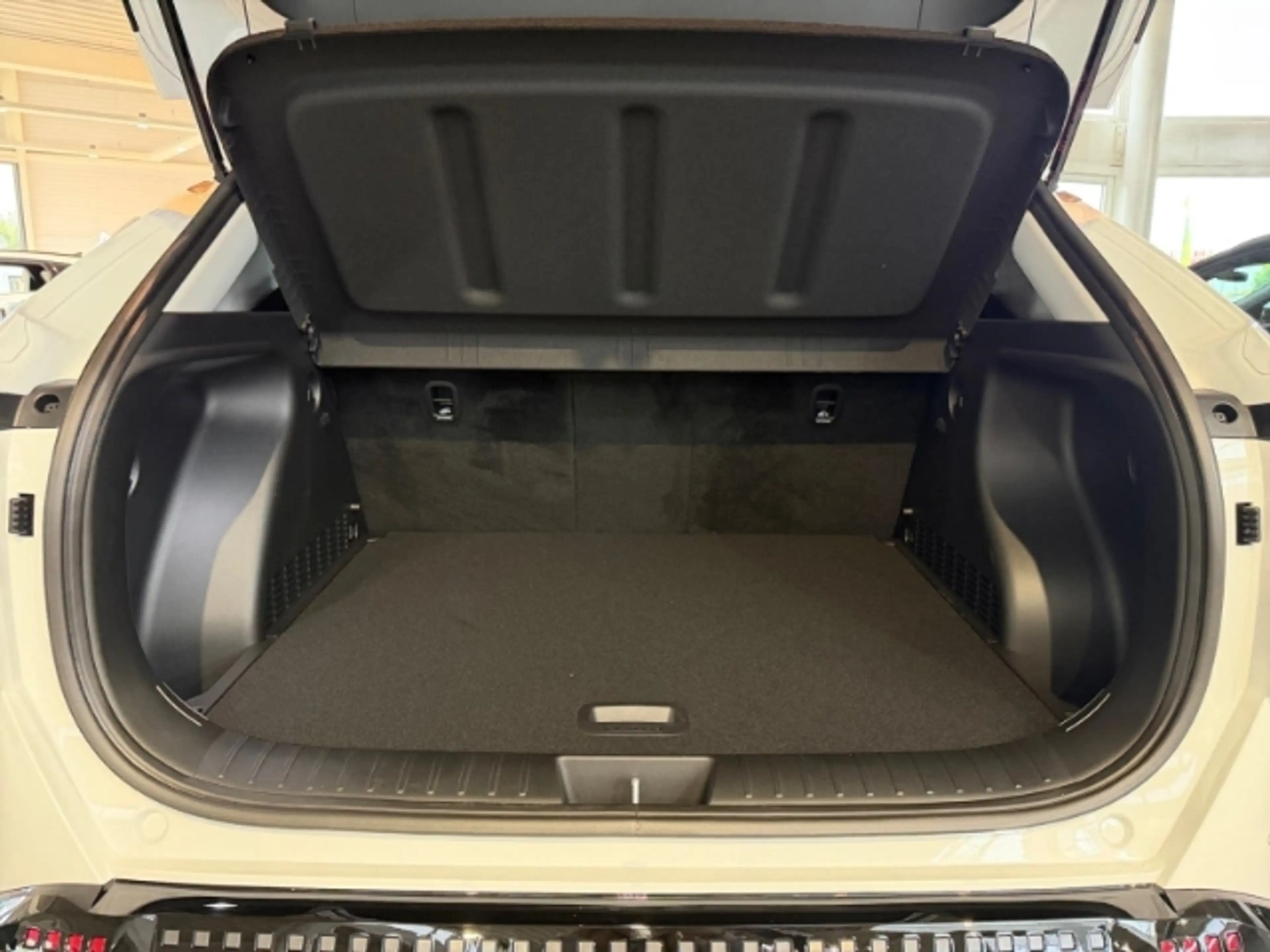 Hyundai KONA 2WD EV (MY27) 65kWh (204 PS)2WD Trend+Kamer+Sitzhe — photo 12