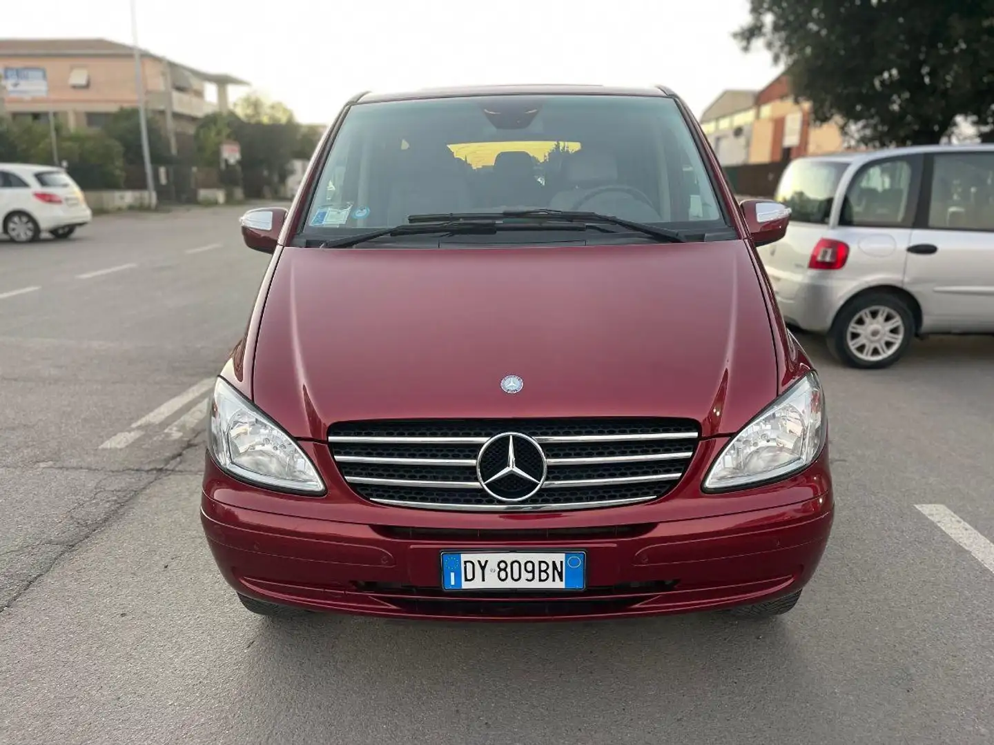 Mercedes-Benz Viano 2.2 CDI 4Matic Fun L Rouge - 2