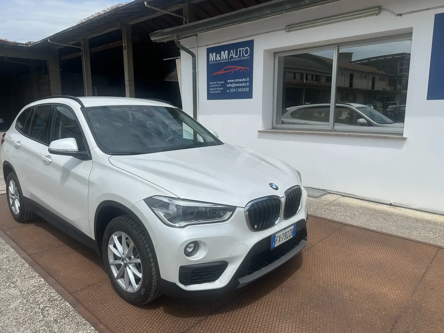 BMW X1 X1 F48 xdrive18d Business auto my18 Bianco - 2