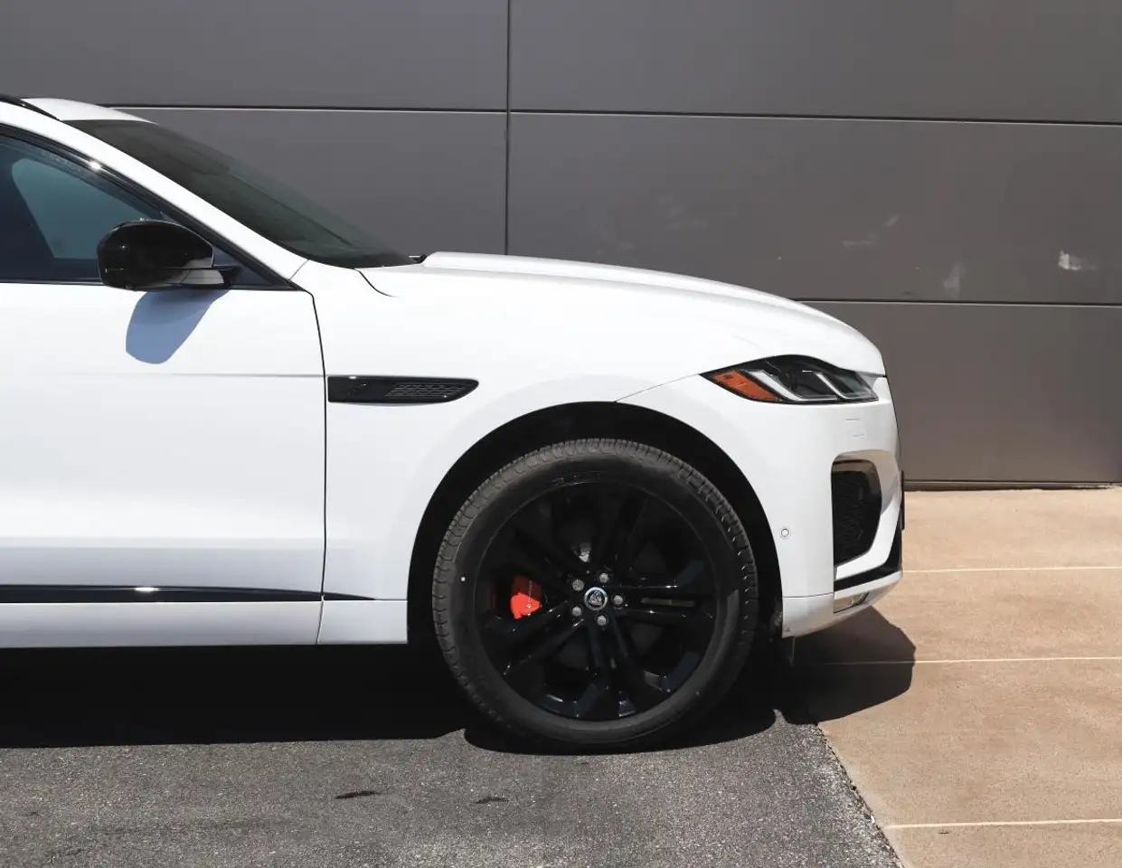 Jaguar F-Pace снимка Jaguar F-Pace