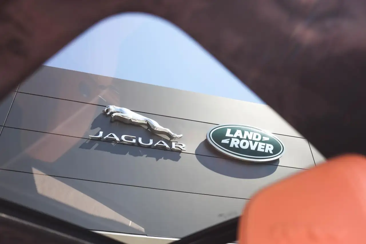Jaguar F-Pace снимка Jaguar F-Pace