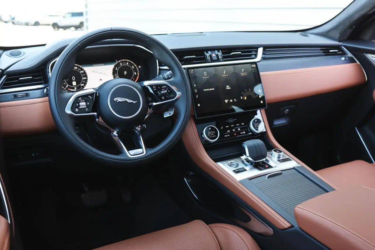 Jaguar F-Pace снимка Jaguar F-Pace