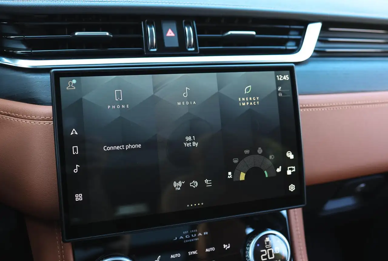 Jaguar F-Pace снимка Jaguar F-Pace