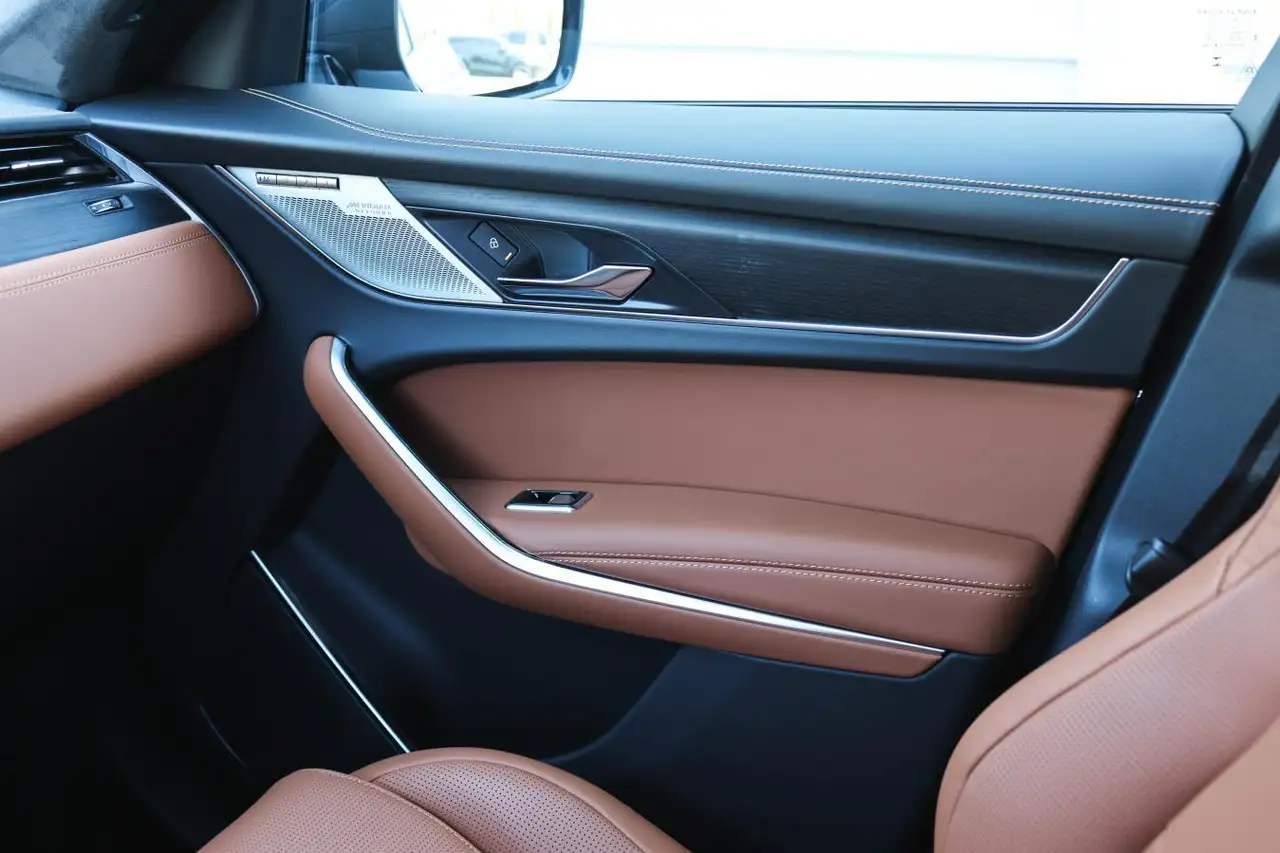 Jaguar F-Pace снимка Jaguar F-Pace