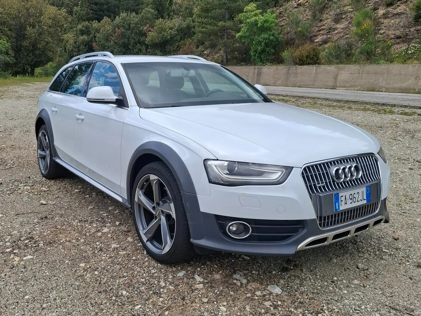 Audi A4 allroad A4 Allroad 2.0 tdi 177cv Bianco - 1