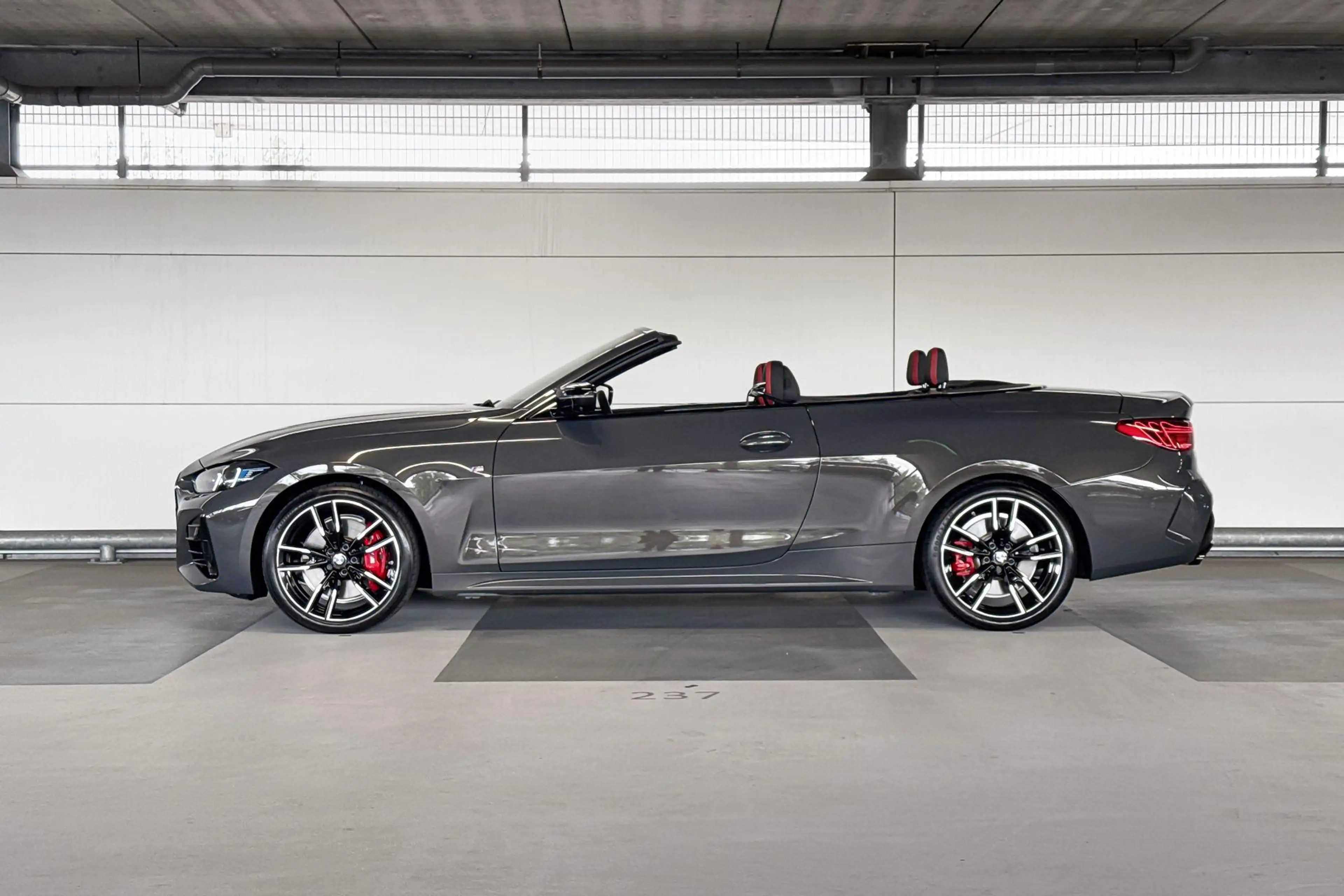 BMW 440 4 Serie Cabrio M440i xDrive — photo 2