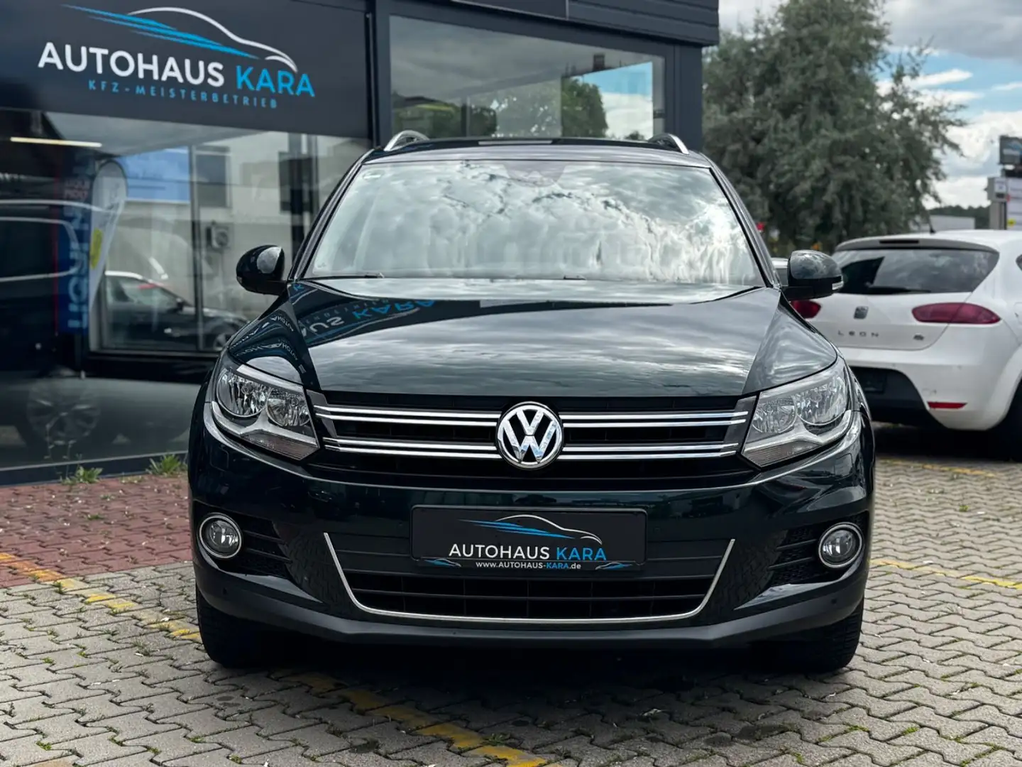 Volkswagen Tiguan 2.0 DSG TDI Life BMT 4Motion Grün - 2
