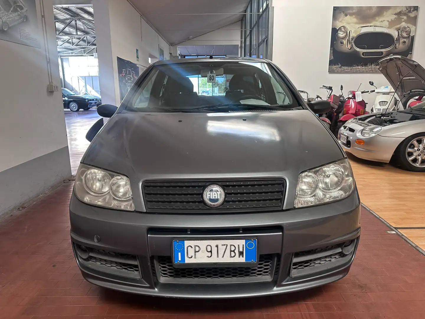 Fiat Punto Punto 3p 1.2 16v Sporting 1 proprietario Grigio - 2