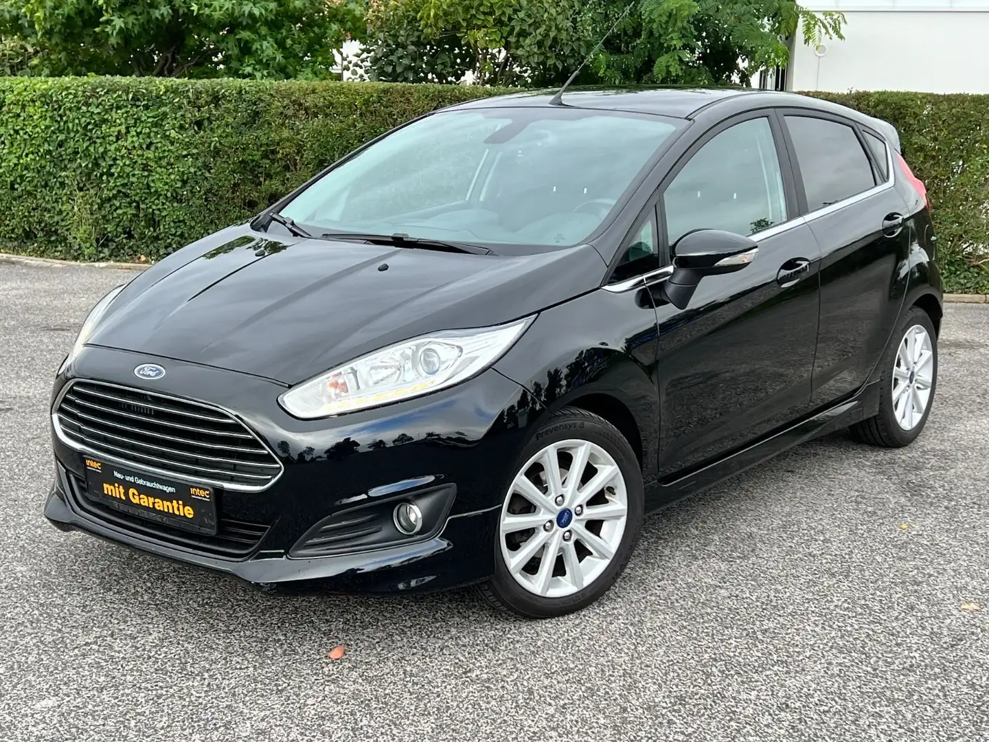 Ford Fiesta Titanium/Navi/SHZ/Automatik Schwarz - 1