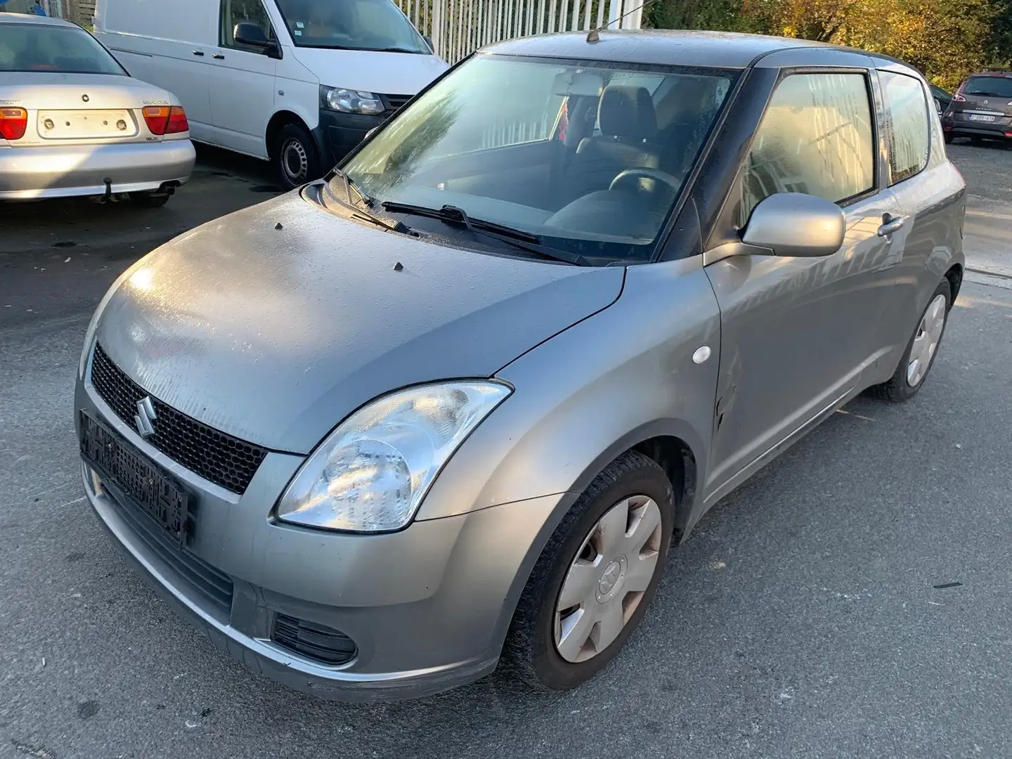 Suzuki Swift 1.3i 16v GA - 2