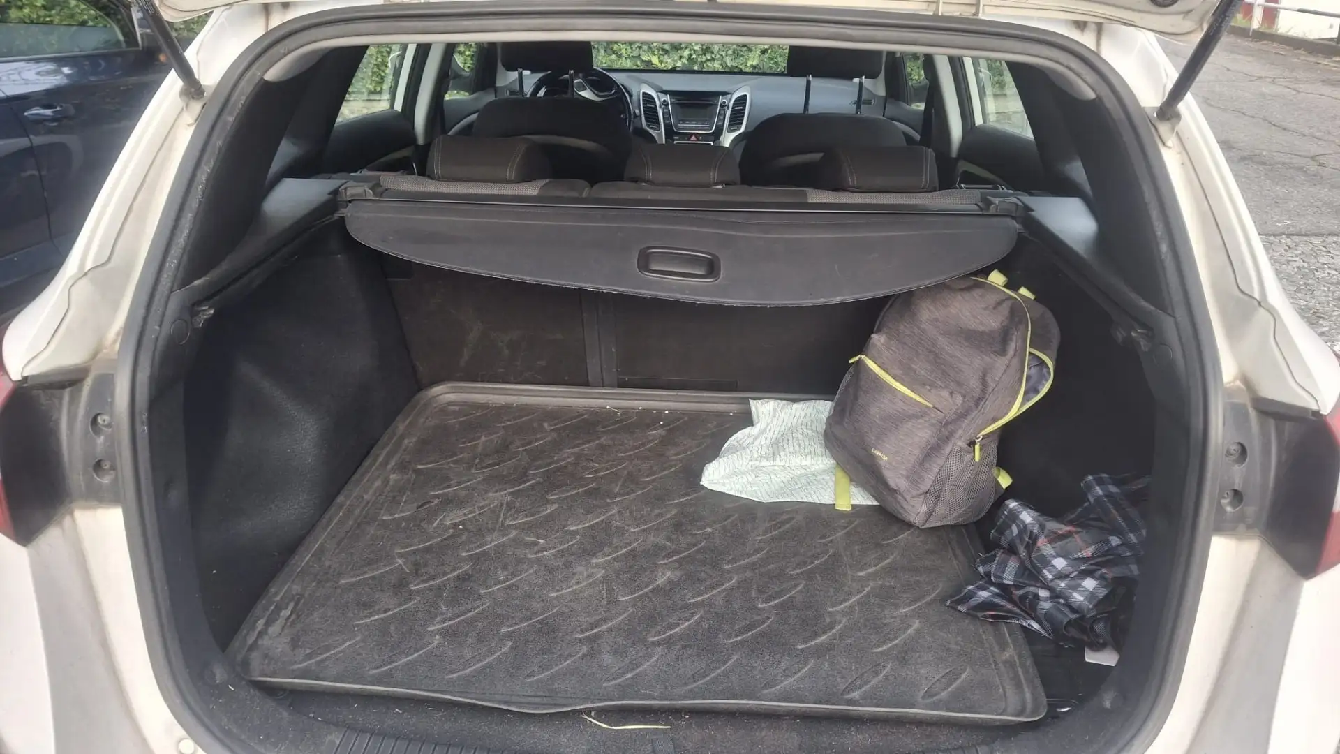 Hyundai i30 Wagon 1.6 crdi Comfort 110cv - 2