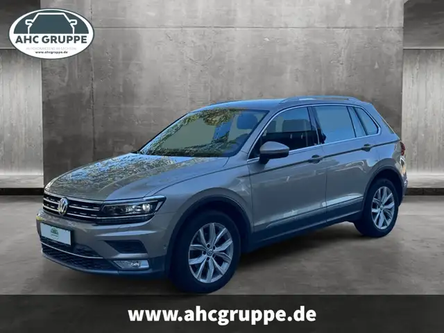 Volkswagen Tiguan 2.0 TDI Highline 4Motion LED Standheizung Kamera