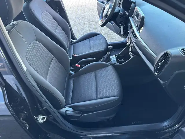 Kia Picanto view 12