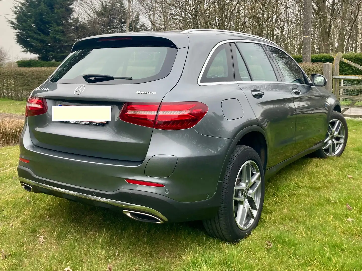 Mercedes-Benz GLC 350 GLC 350 e 4Matic 7G-TRONIC AMG Line Grijs - 2