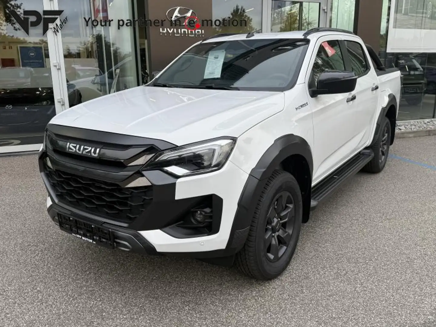 Isuzu D-Max V-cross Rollcover/3.5t/Fulloption Wit - 1