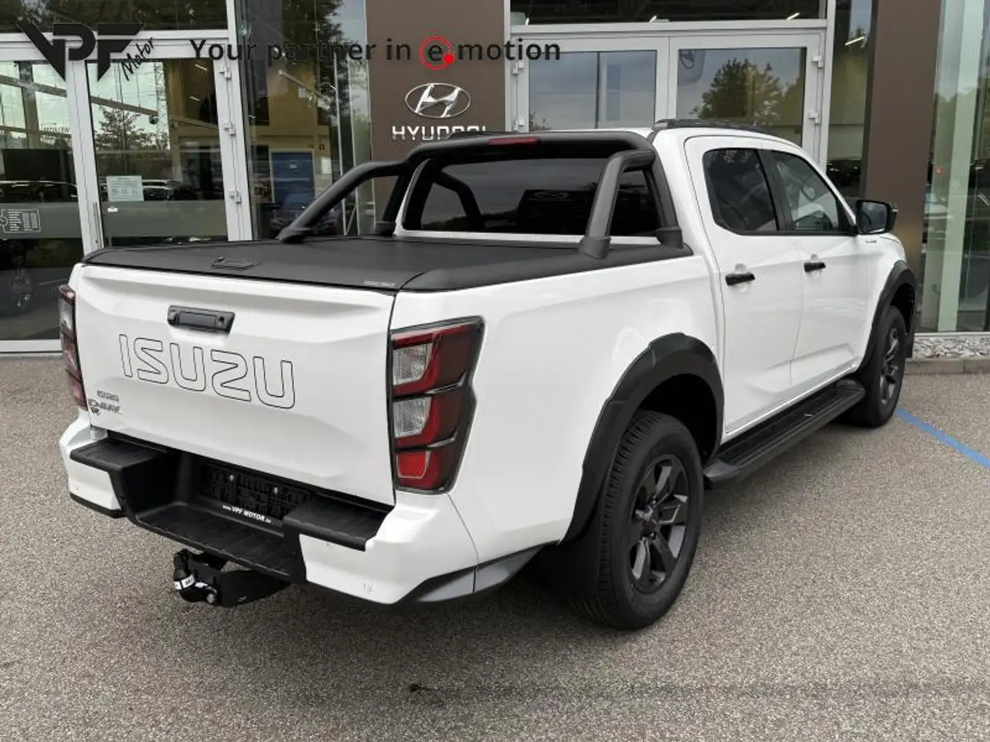 Isuzu D-Max V-cross Rollcover/3.5t/Fulloption Wit - 2