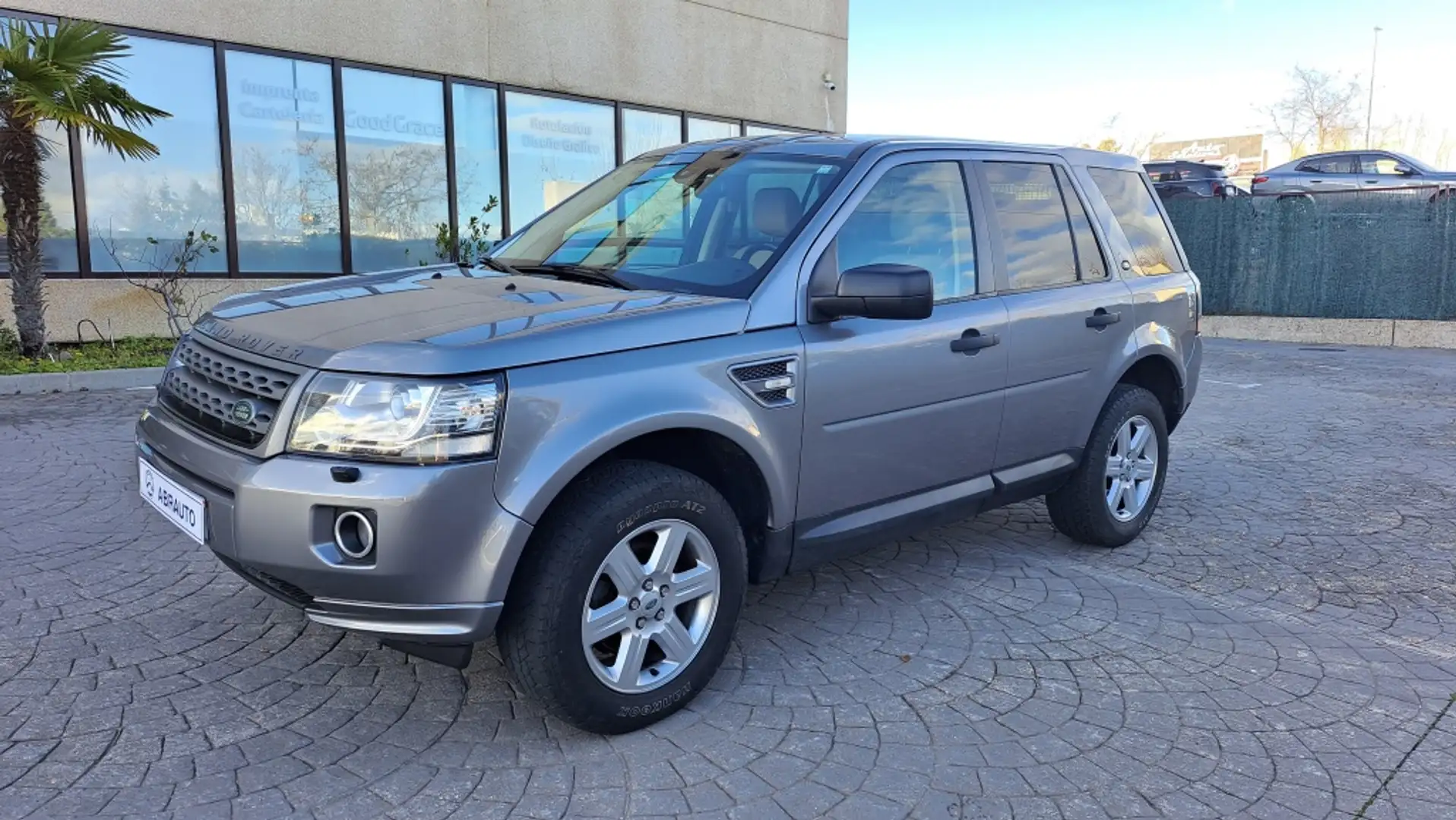 Land Rover Freelander 2.2TD4 S&S S 4x4 Gris - 1