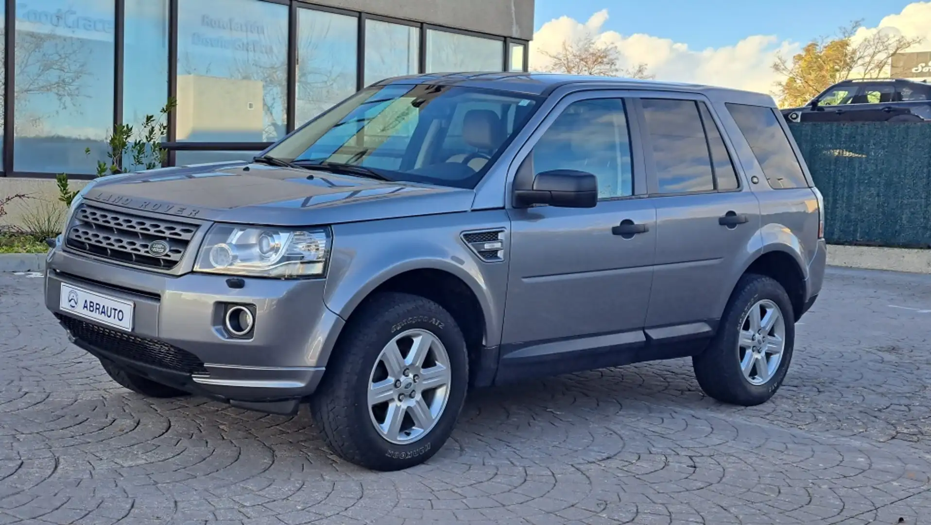 Land Rover Freelander 2.2TD4 S&S S 4x4 Gris - 2