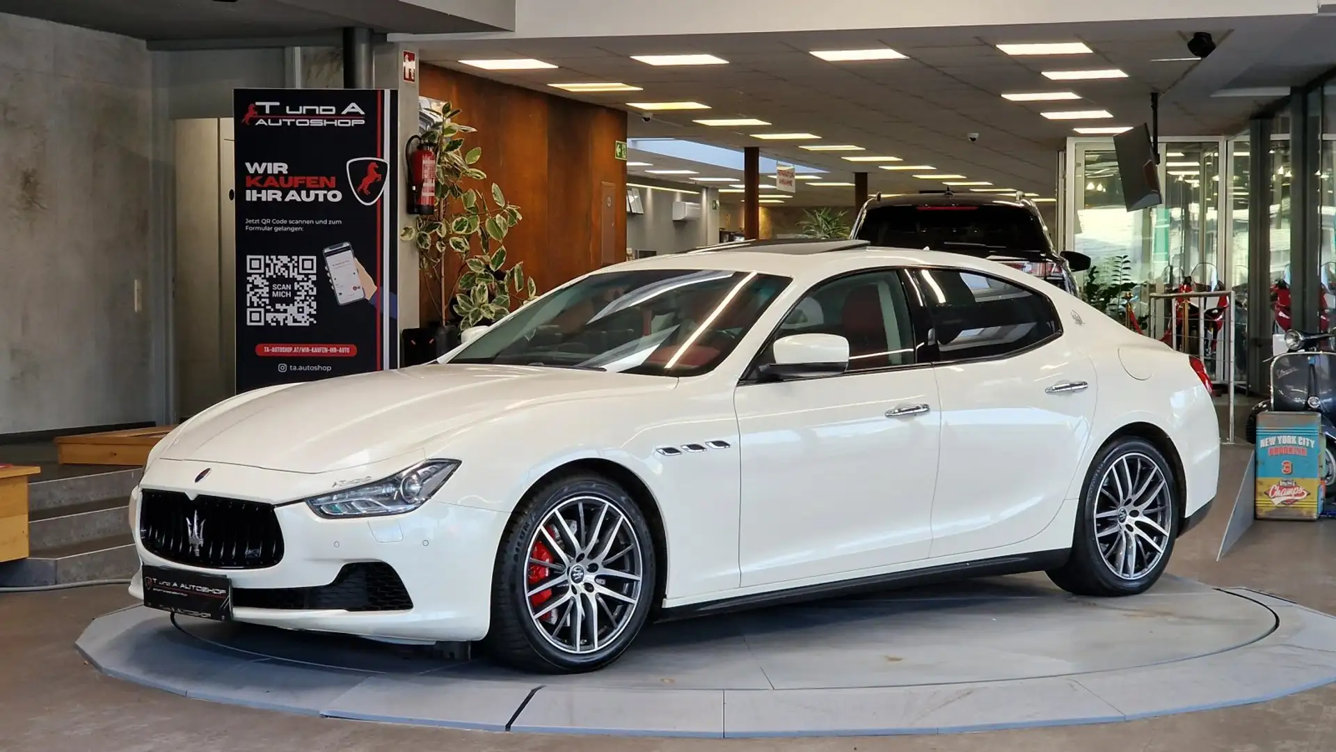 Maserati Ghibli Ghibli S Q4 ALLRAD Aut. *Schiebedach*Kamera*Leder* Weiß - 2