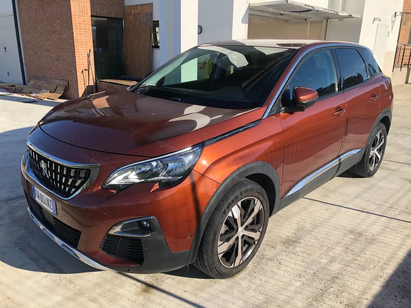 Peugeot 3008 3008 II 2016 1.2 puretech t Crossway s Marrone - 1