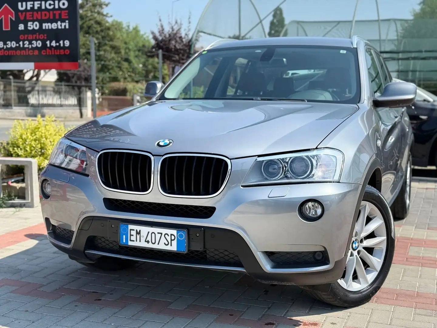 BMW X3 xDrive20d Futura Gris - 1