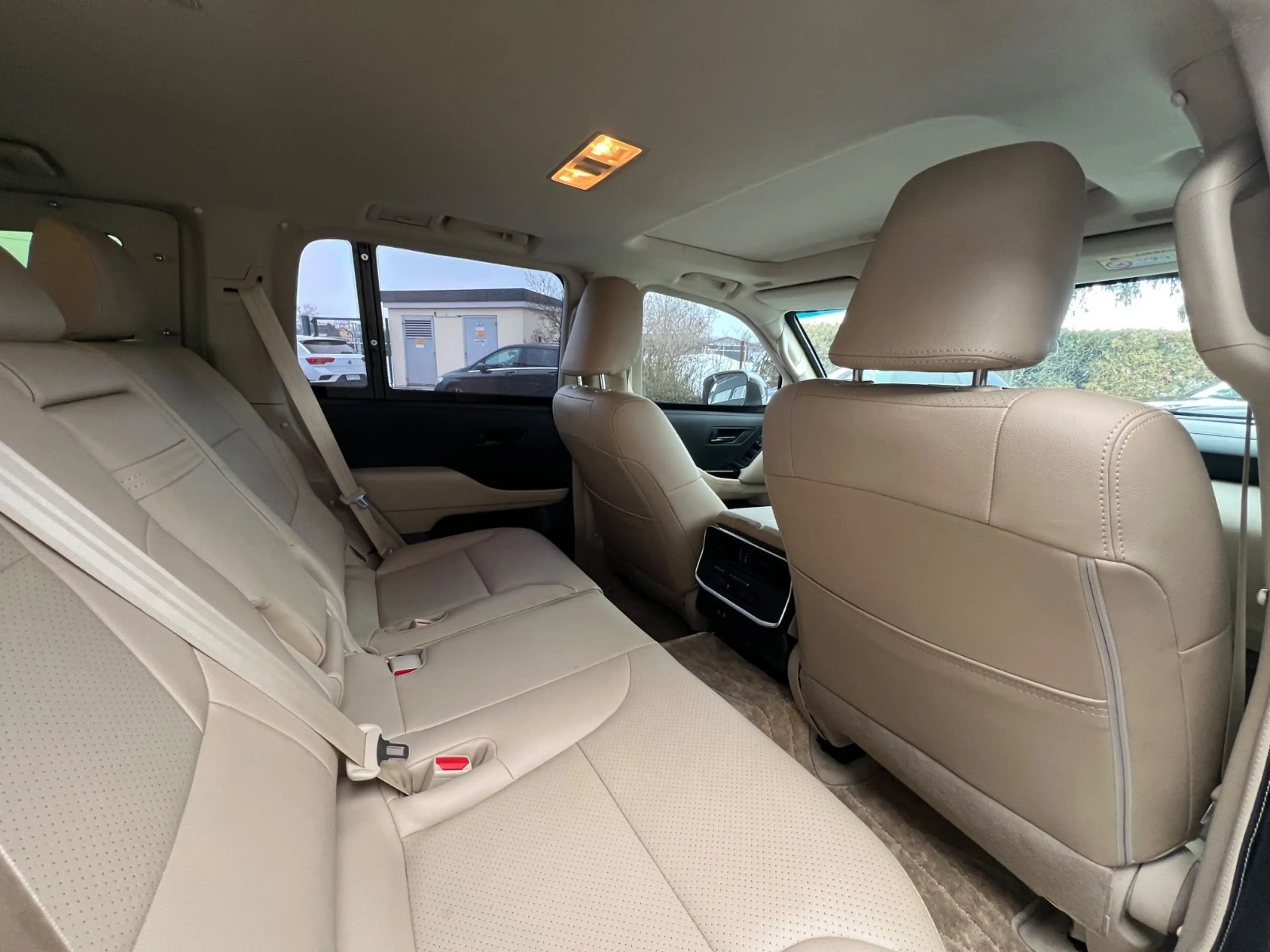 Toyota Land Cruiser 300*3.5 V6*ARMORED*GEPANZERT*B6/VR7 — photo 14