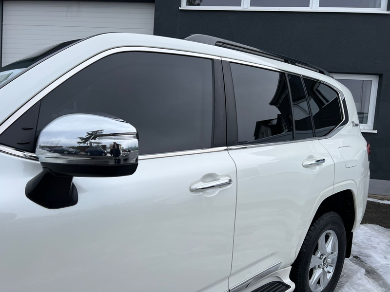 Toyota Land Cruiser 300*3.5 V6*ARMORED*GEPANZERT*B6/VR7 — photo 9