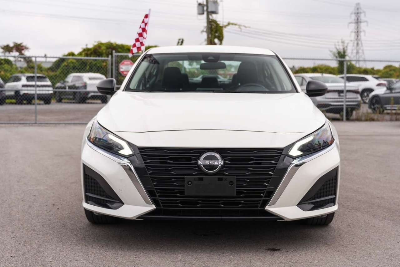2025 Nissan Altima S — снимка 2