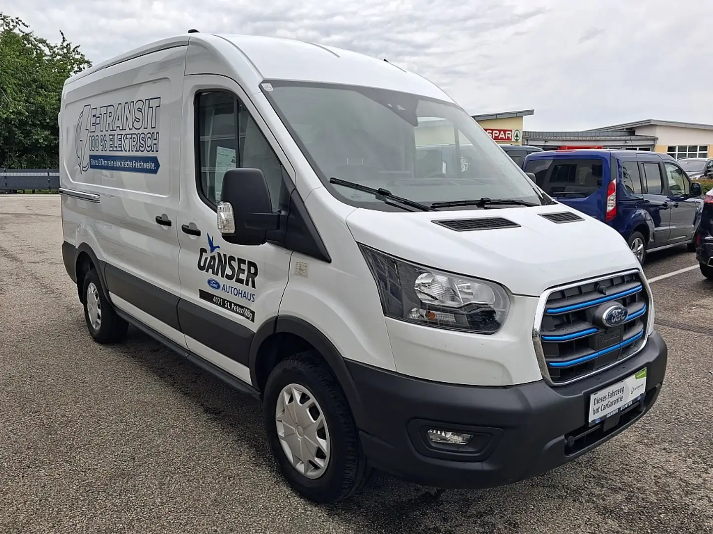 Ford E-Transit Kasten 67kWh/198kW L2H2 350 Trend Weiß - 1