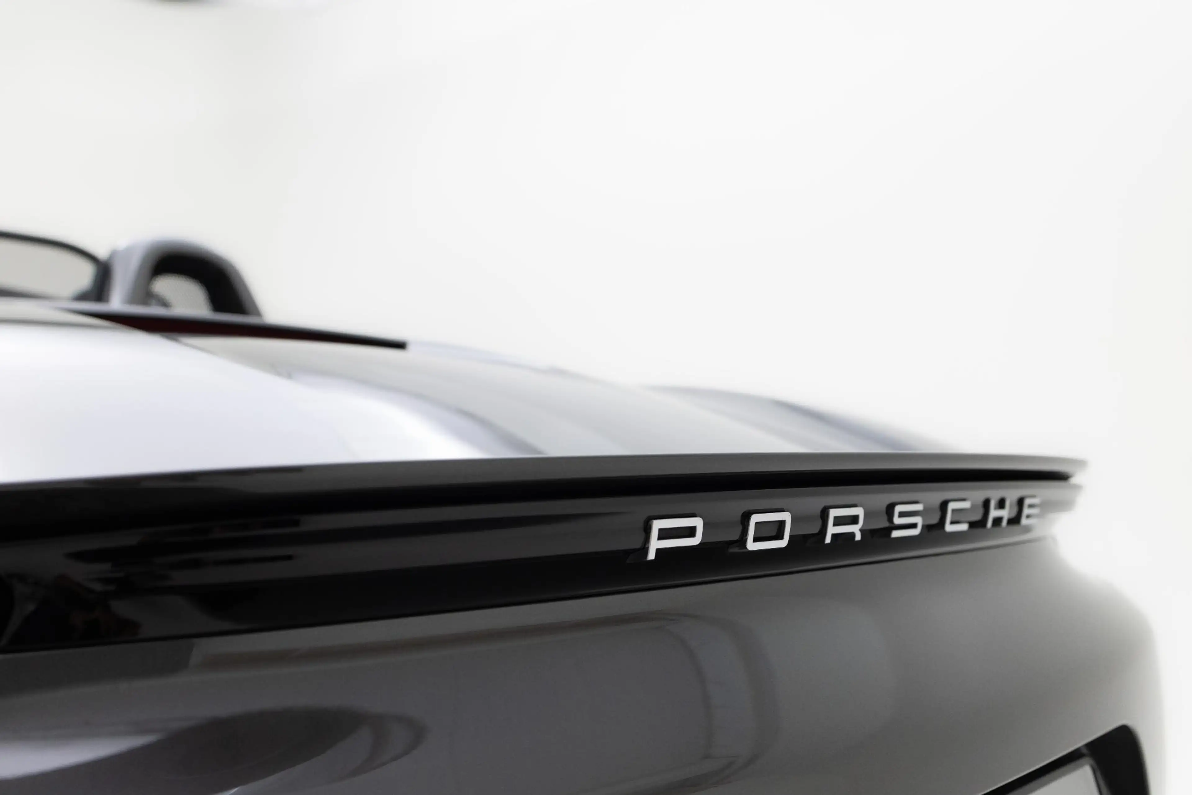 Porsche 718 Boxster S 2.5 — photo 15