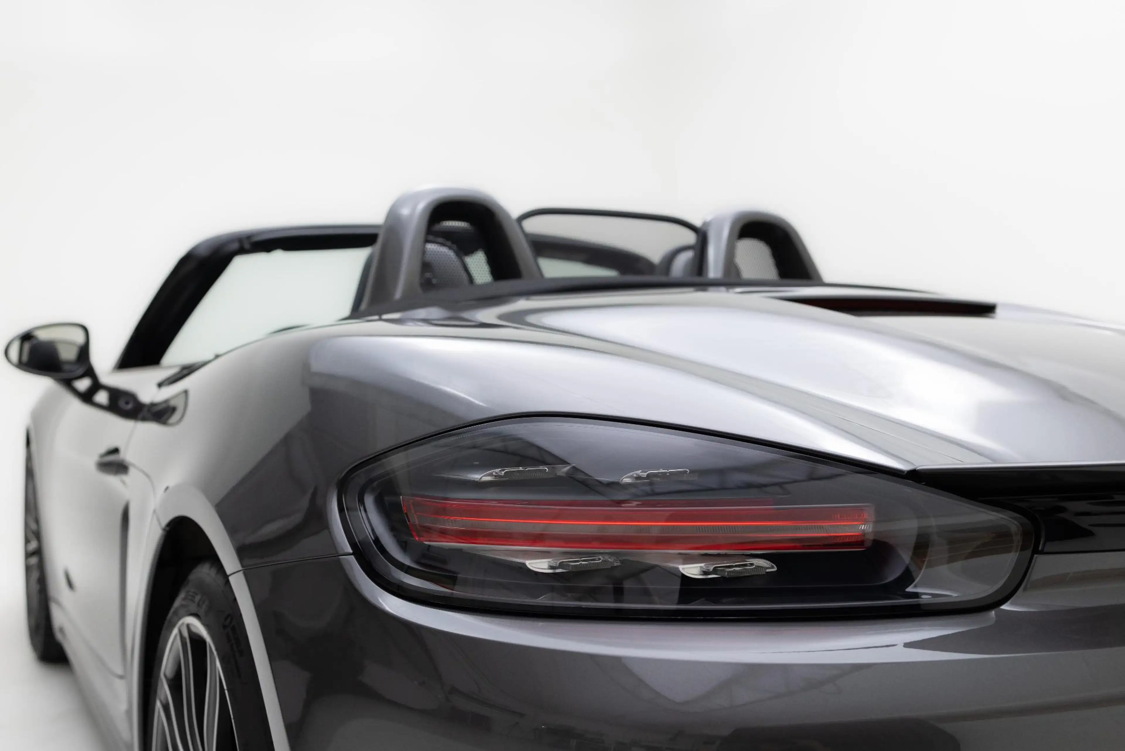 Porsche 718 Boxster S 2.5 — photo 14