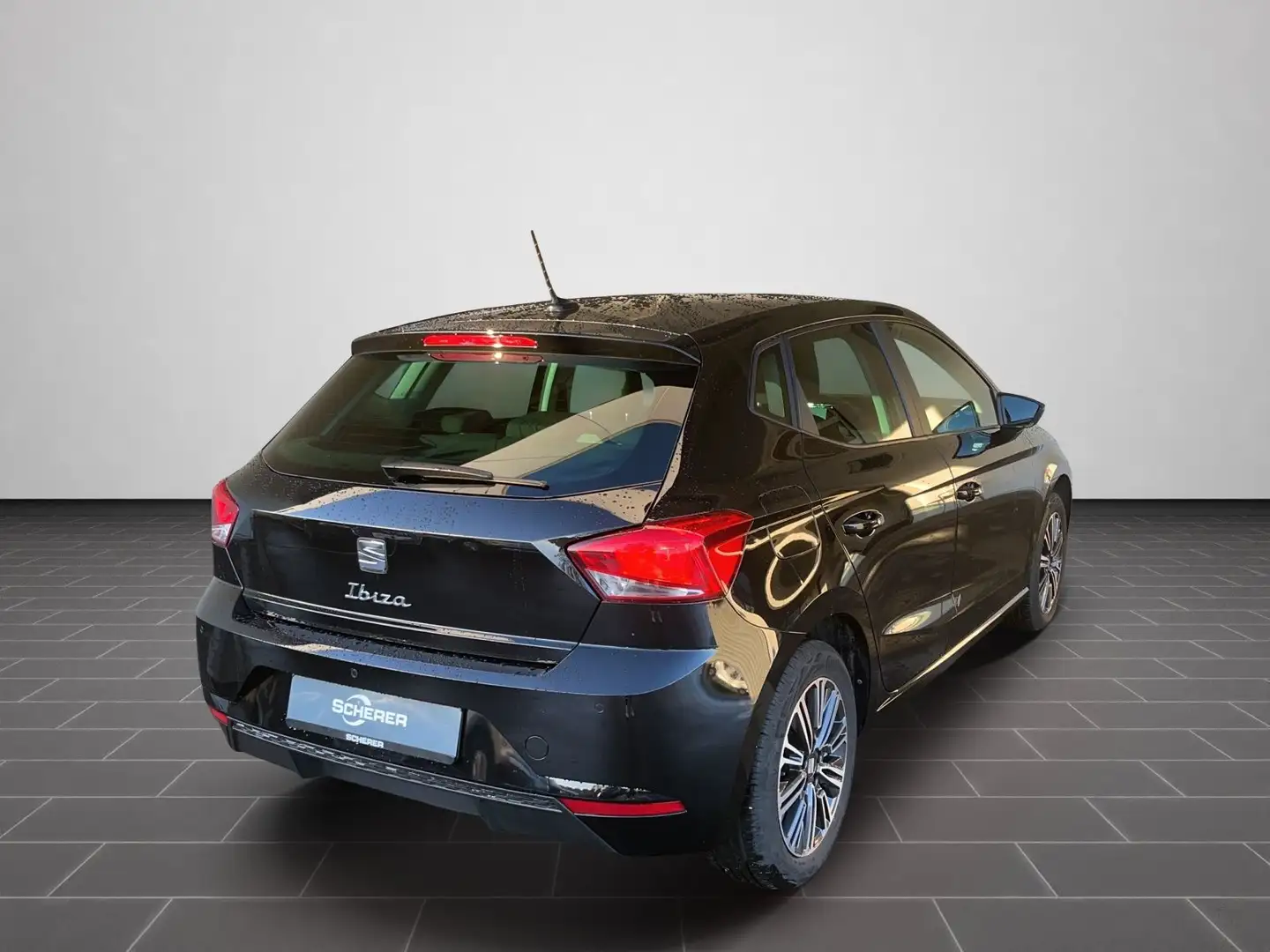 SEAT Ibiza 1.0 TSI Style Schwarz - 2