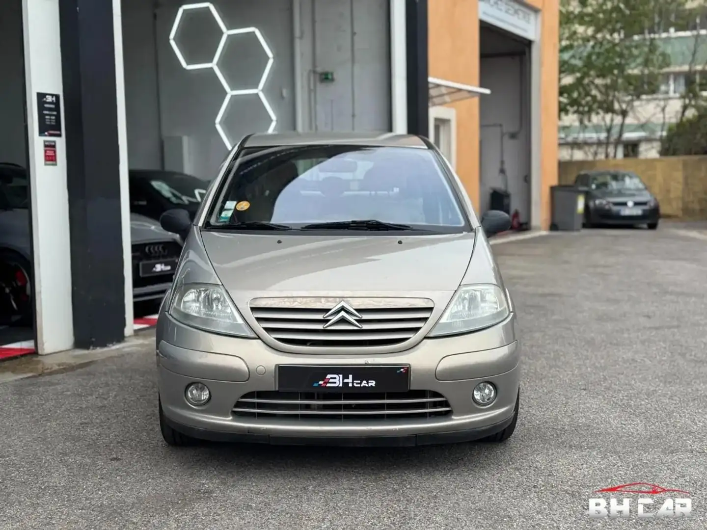 Citroen C3 1.4L 75 cv EXCLUSIVE / AUTOMATIQUE Beige - 2