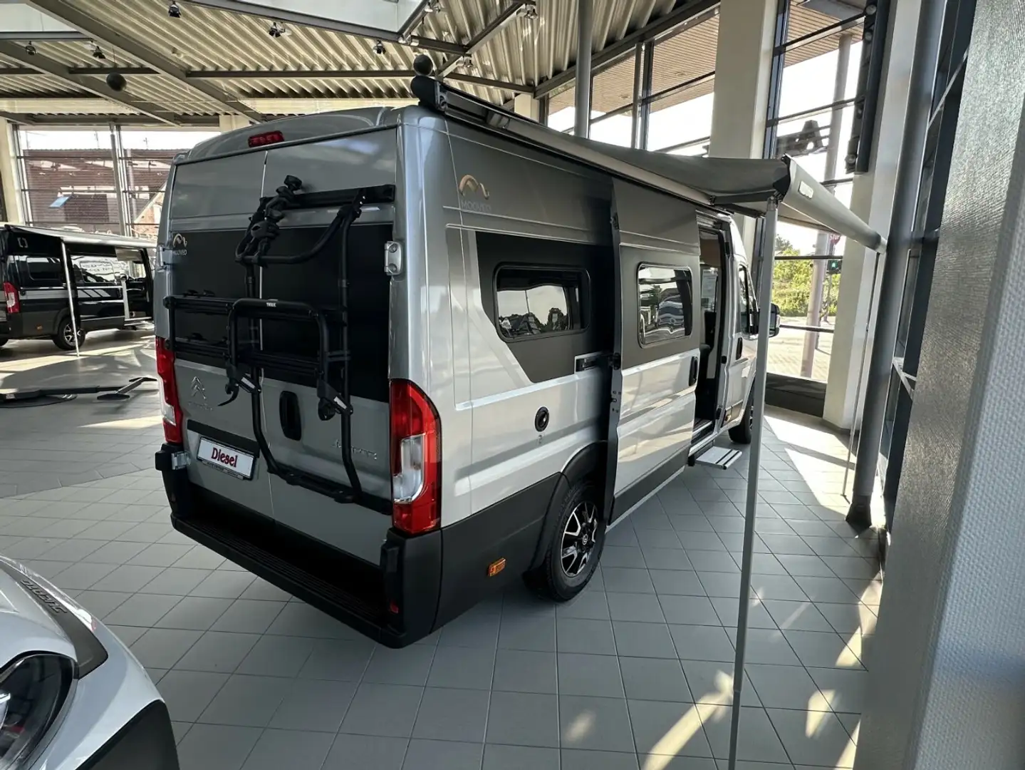 Mooveo VAN 63 EB +sehr viele Extras!+Assist+Navi+TV+Solar Silber - 2